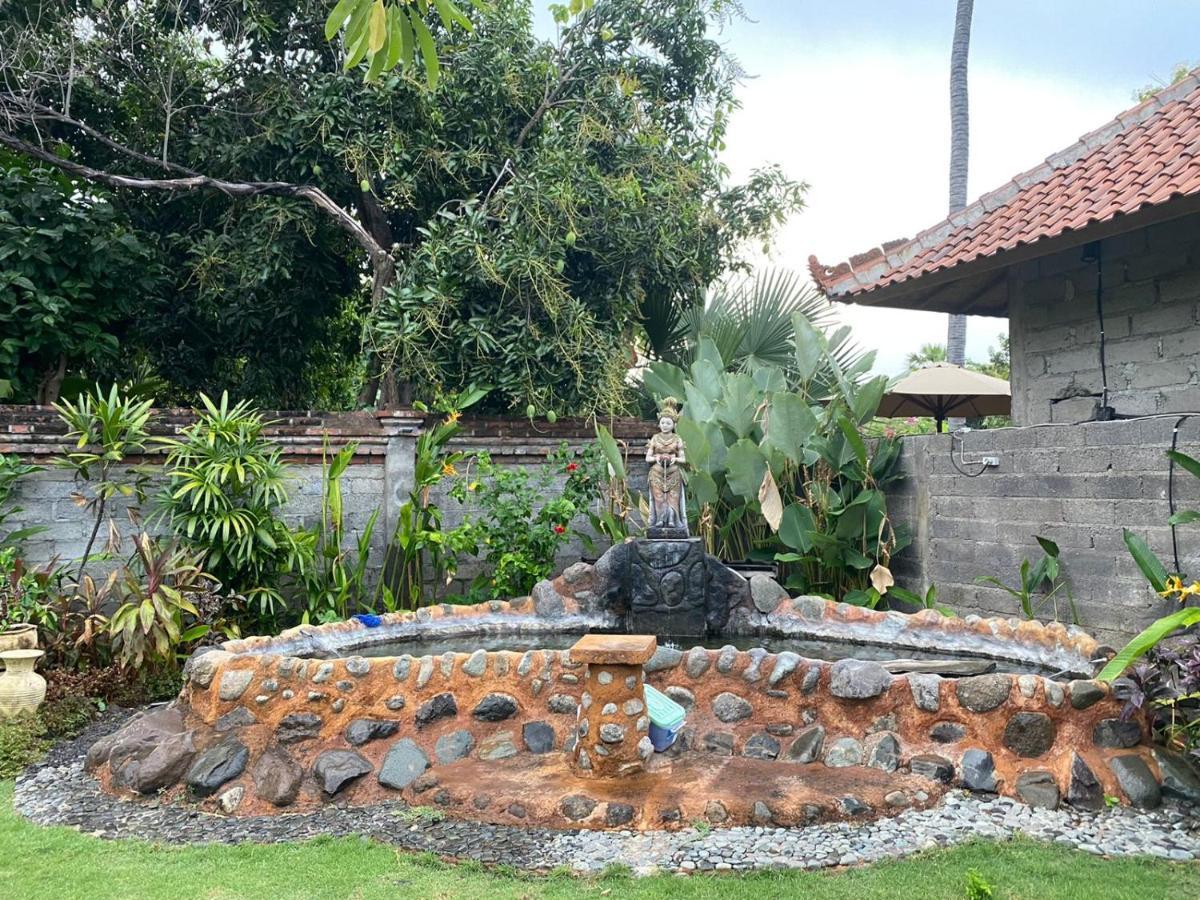 Badini Homestay เปมูเตรัน ภายนอก รูปภาพ