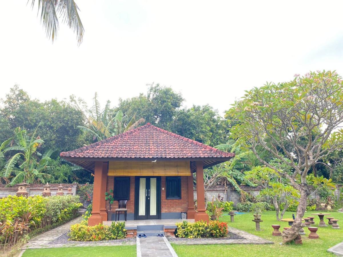 Badini Homestay เปมูเตรัน ภายนอก รูปภาพ