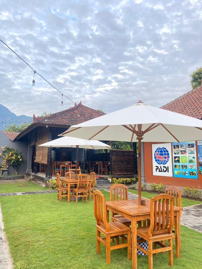 Badini Homestay เปมูเตรัน ภายนอก รูปภาพ