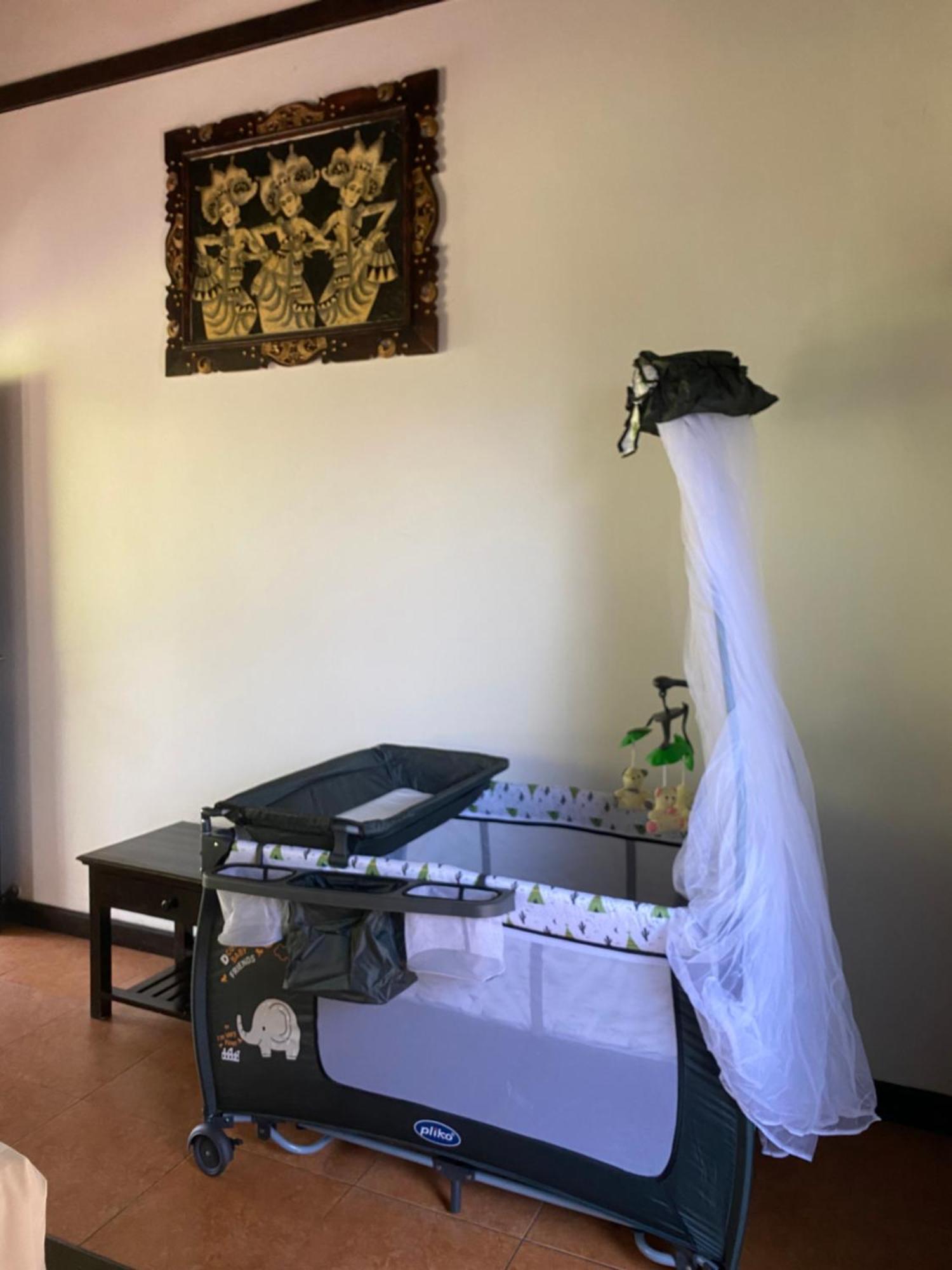 Badini Homestay เปมูเตรัน ภายนอก รูปภาพ